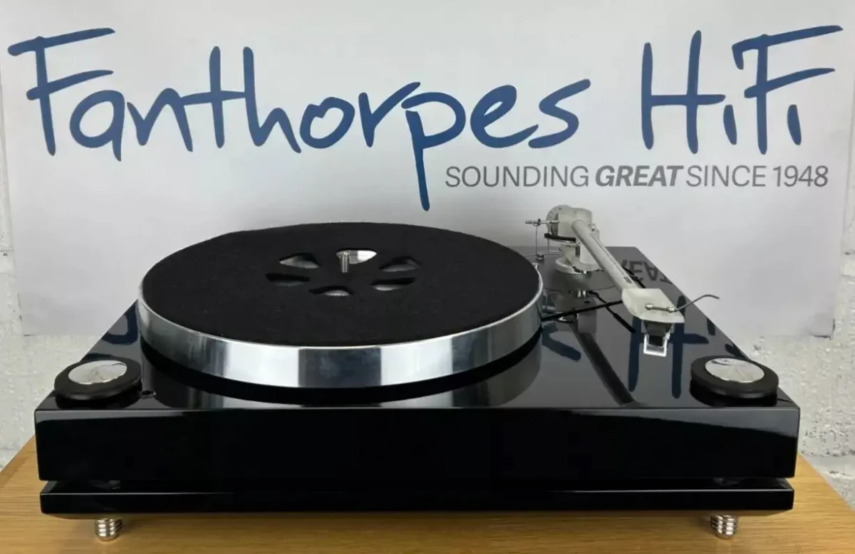 Roksan Xerxes 20Plus Turntable with Nima Tonearm ex demo