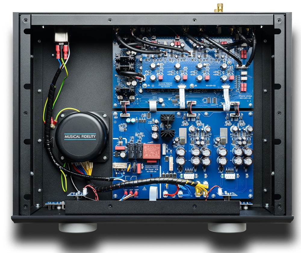 Musical Fidelity Nu-Vista Vinyl S display and remote control